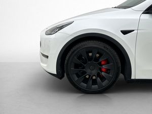Tesla Model Y bild 29