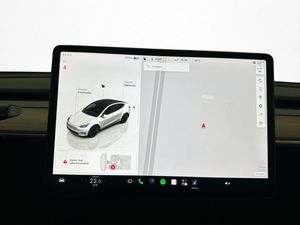 Tesla Model Y bild 18