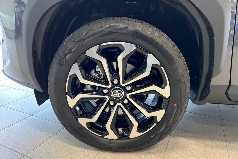 Toyota Yaris Cross bild 17