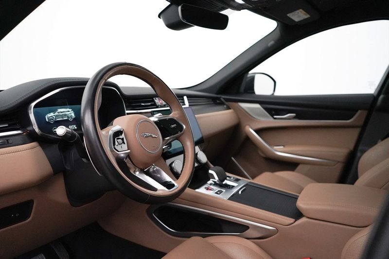 Jaguar F-Pace bild 5