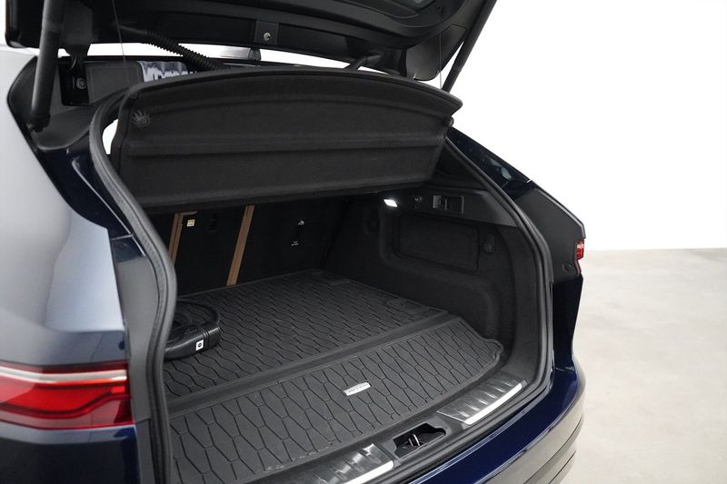 Jaguar F-Pace bild 19