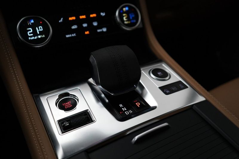 Jaguar F-Pace bild 15