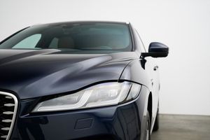 Jaguar F-Pace bild 23