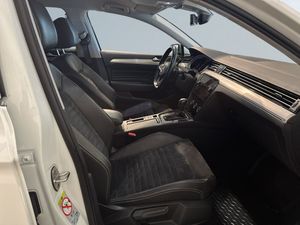 Volkswagen Passat bild 10
