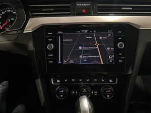 Volkswagen Passat bild 15