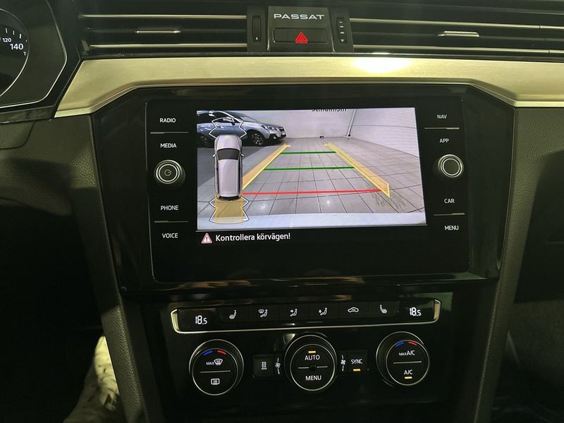 Volkswagen Passat bild 11