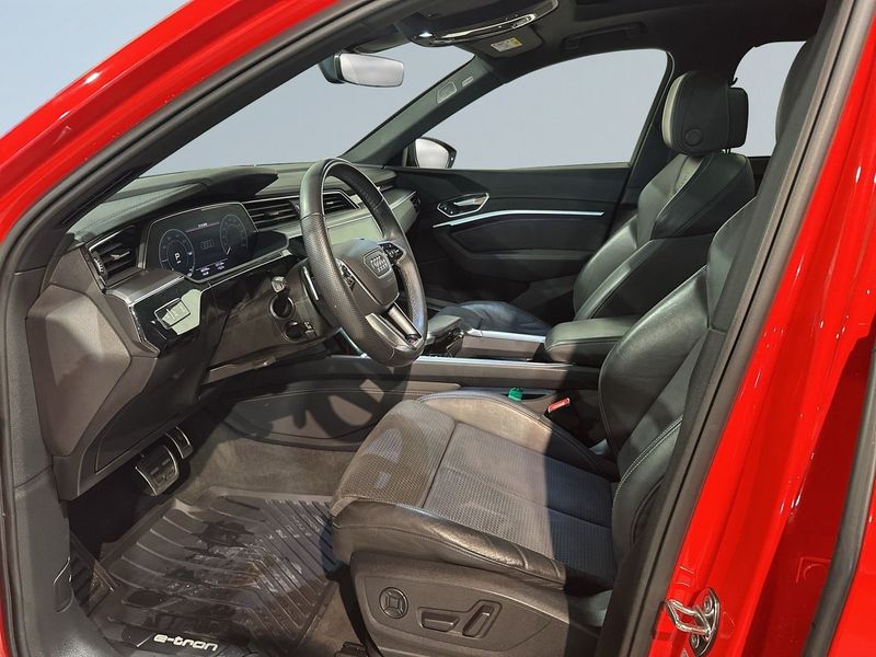 Audi Q8 e-tron bild 7