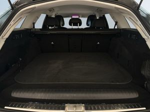 Mercedes E300 bild 12