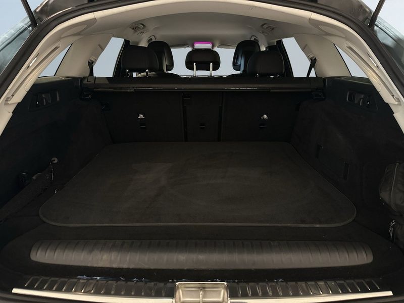 Mercedes E300 bild 12