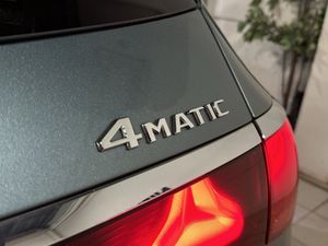 Mercedes E300 bild 24