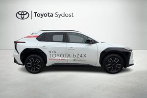 Toyota bZ4X bild 4