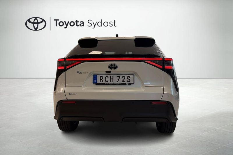 Toyota bZ4X bild 4