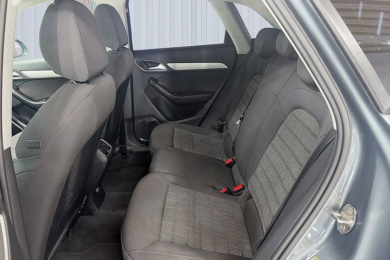 Audi Q3 bild 18