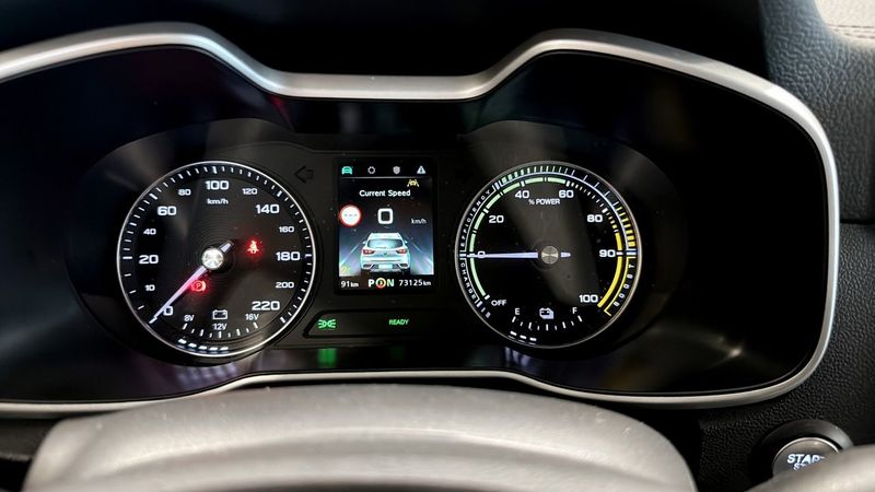 MG ZS EV bild 15