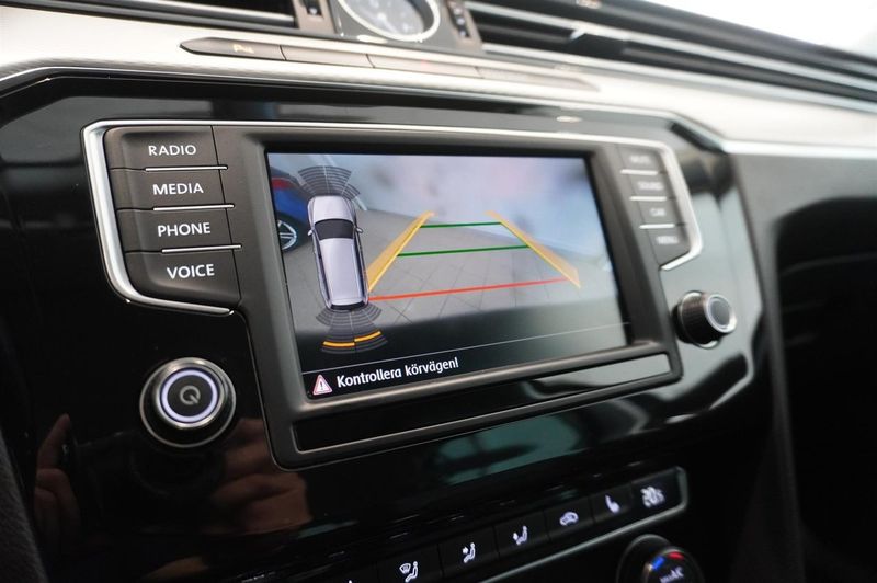 Volkswagen Passat bild 11