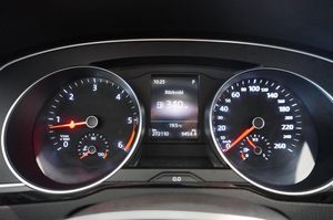 Volkswagen Passat bild 9