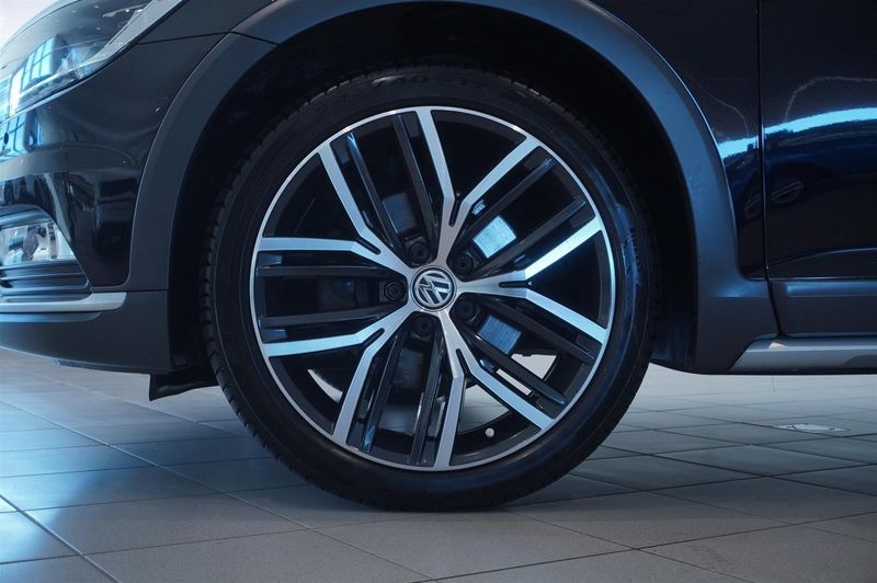 Volkswagen Passat bild 14