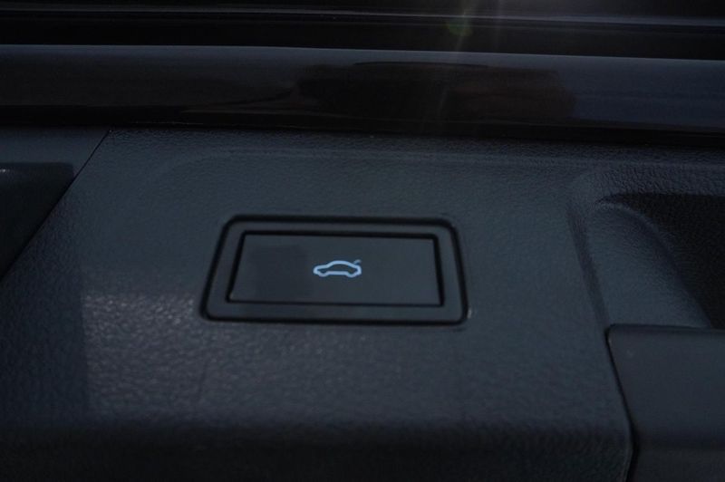 Volkswagen Passat bild 13