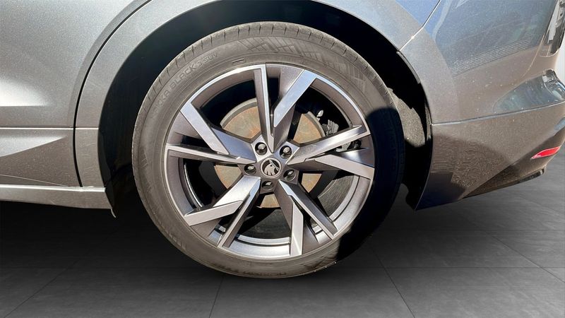 Skoda Enyaq bild 6
