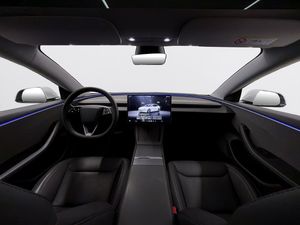 Tesla Model 3 bild 11