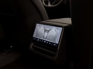 Tesla Model 3 bild 12