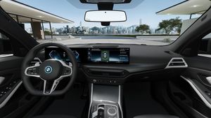 BMW 330 bild 9