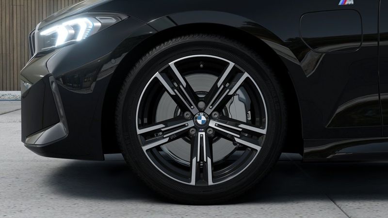 BMW 330 bild 7