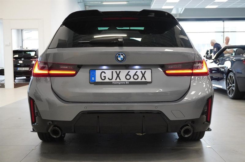 BMW 330 bild 16