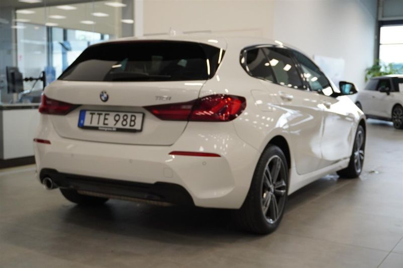 BMW 118 bild 18