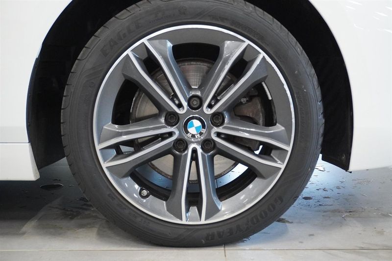 BMW 118 bild 15