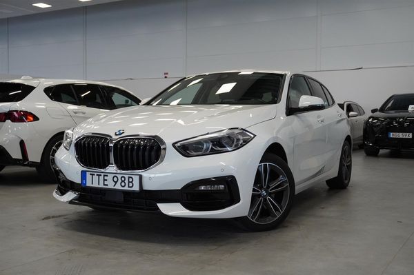 BMW 118 i Steptronic Sport Line Automat Rattvärme | Ränta 3,95% - 2020