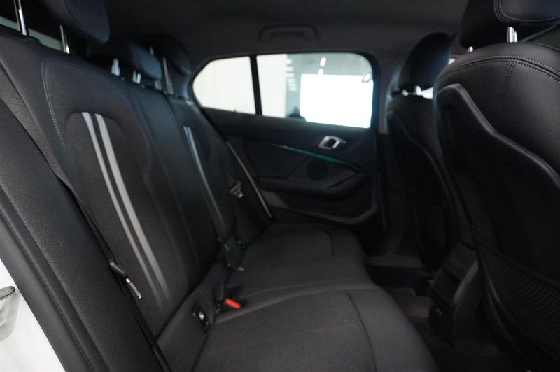 BMW 118 bild 14