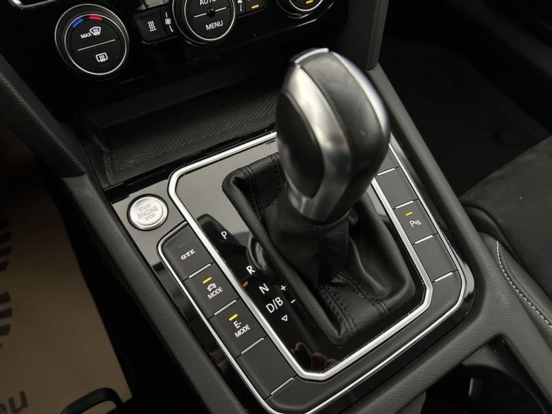 Volkswagen Passat bild 18