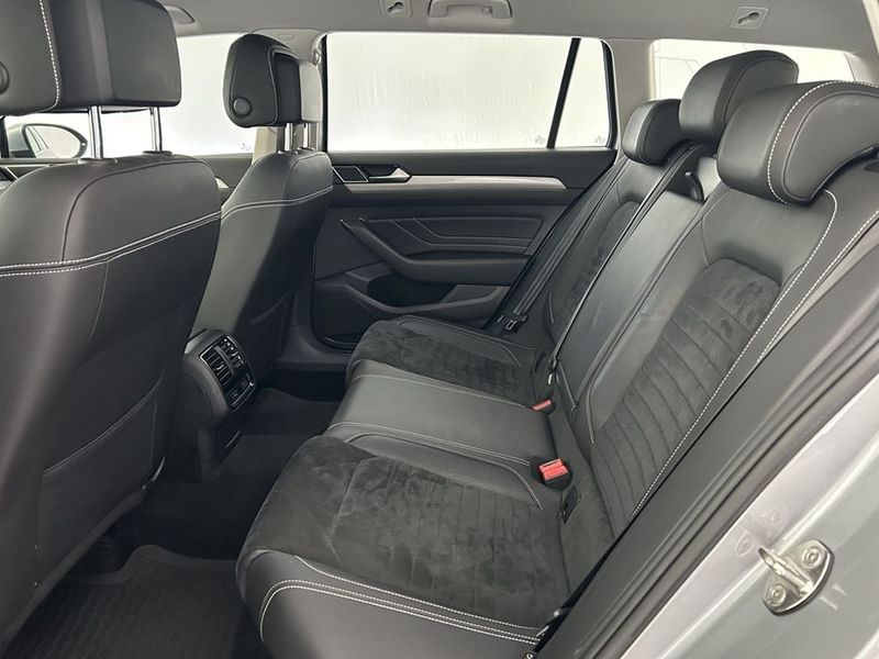 Volkswagen Passat bild 10