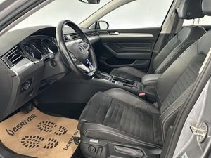 Volkswagen Passat bild 9