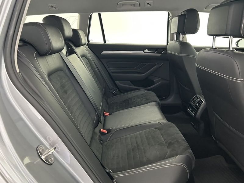 Volkswagen Passat bild 13