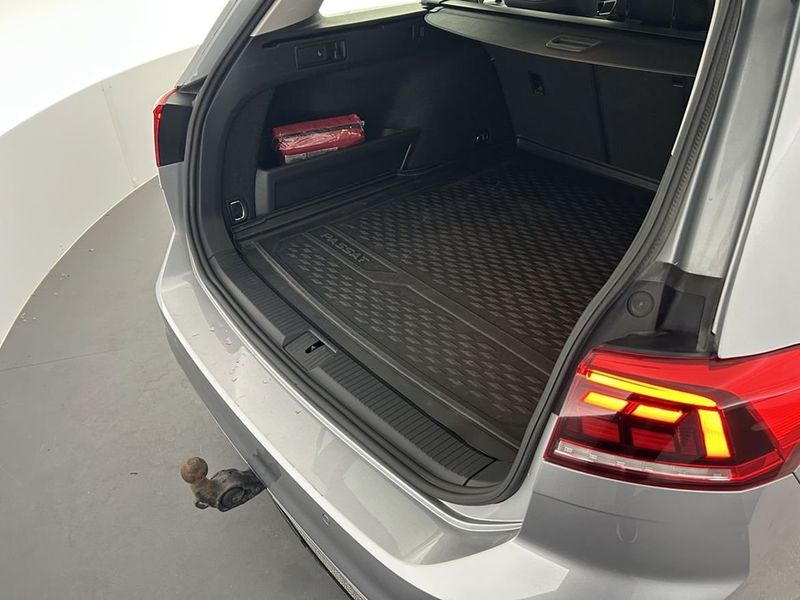 Volkswagen Passat bild 11
