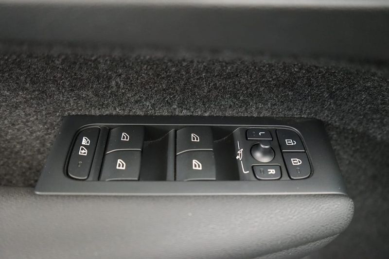 Volvo C40 Recharge bild 11