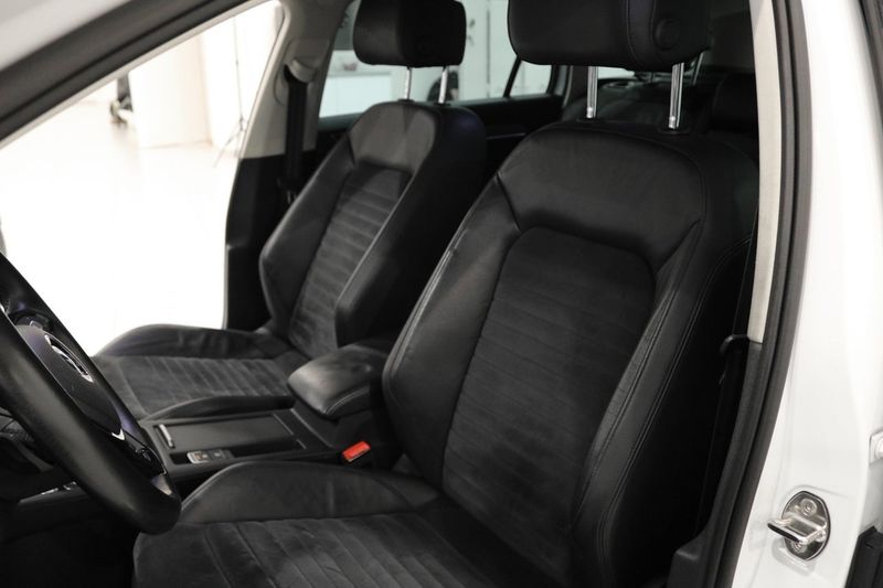 Volkswagen Passat bild 14