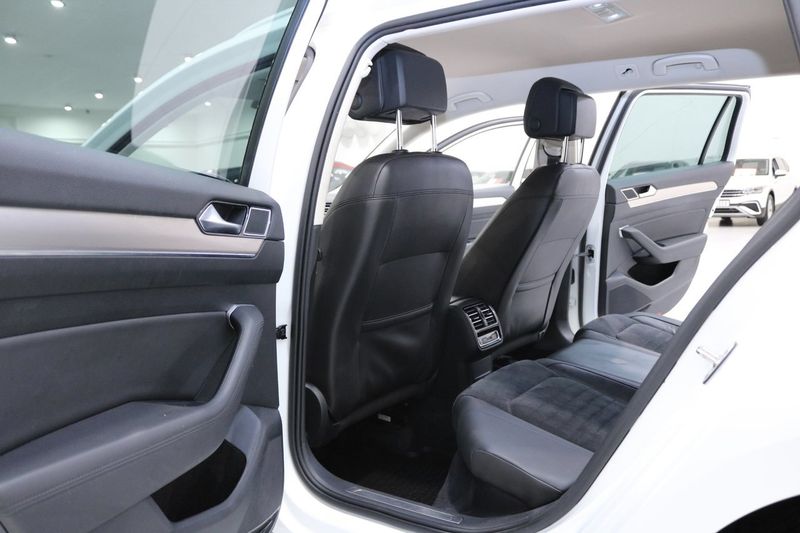 Volkswagen Passat bild 16
