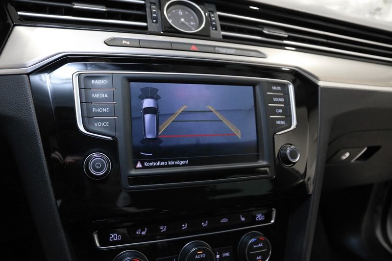 Volkswagen Passat bild 23