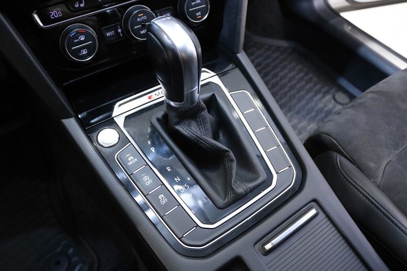 Volkswagen Passat bild 20