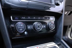 Volkswagen Passat bild 21