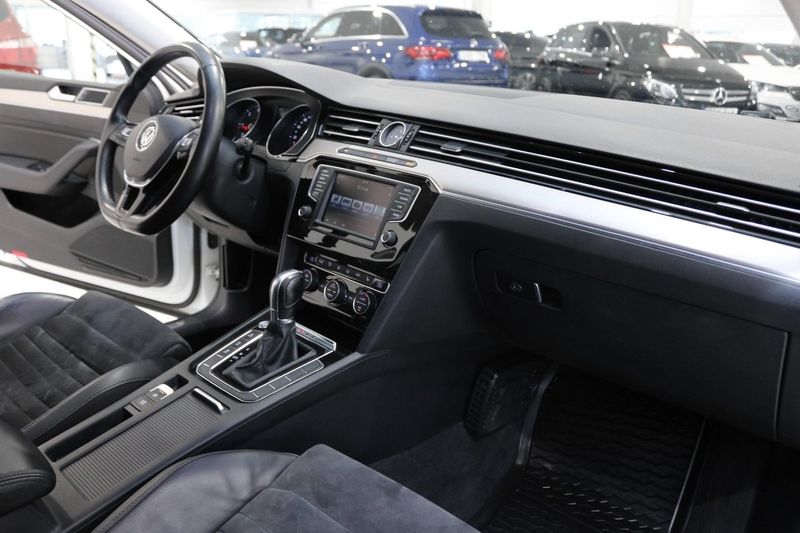 Volkswagen Passat bild 11