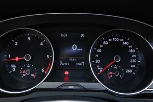 Volkswagen Passat bild 28