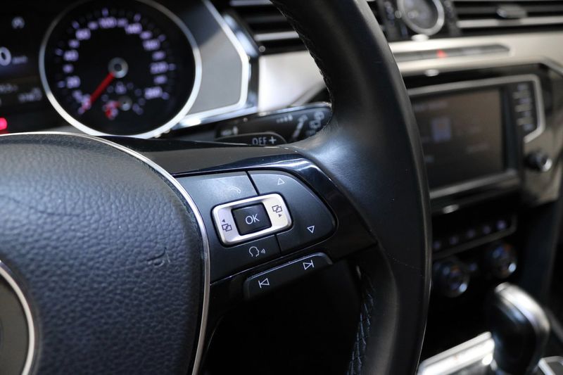 Volkswagen Passat bild 27