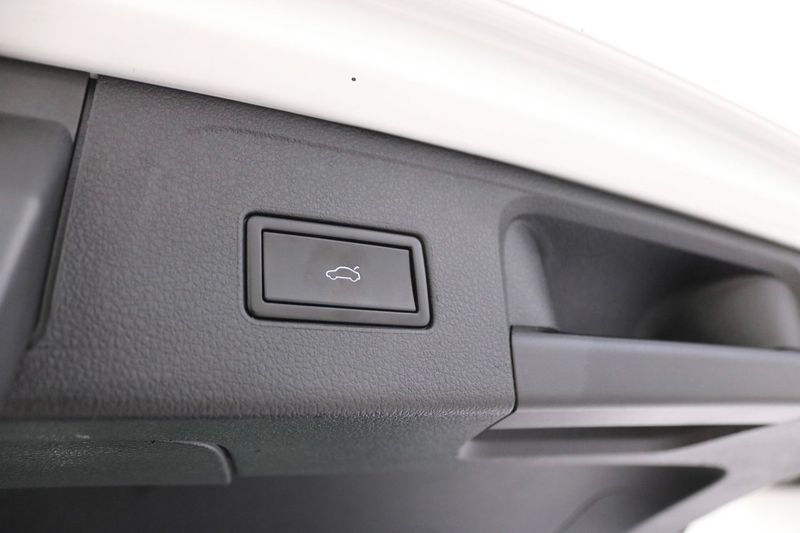 Volkswagen Passat bild 18