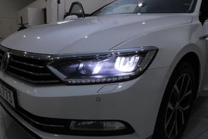 Volkswagen Passat bild 8