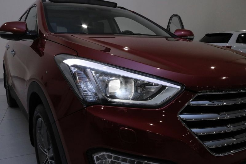 Hyundai Grand Santa Fe bild 9
