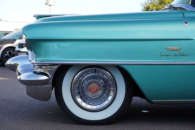 Cadillac Coupe DeVille bild 9